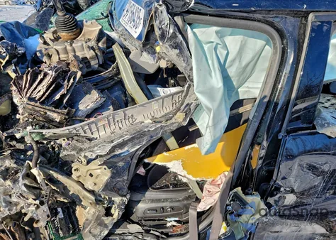 2023 Chevrolet Blazer 3Lt z USA, uszkodzony, nr VIN 3GNKBJRS3PS194529